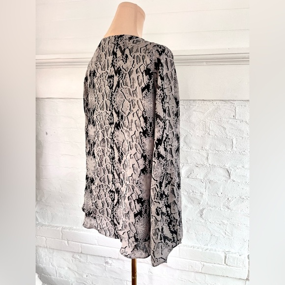 Parker Rita Snakenet Silk Blouse Greige Black Python Snake Print Bell Sleeve - Picture 7 of 14